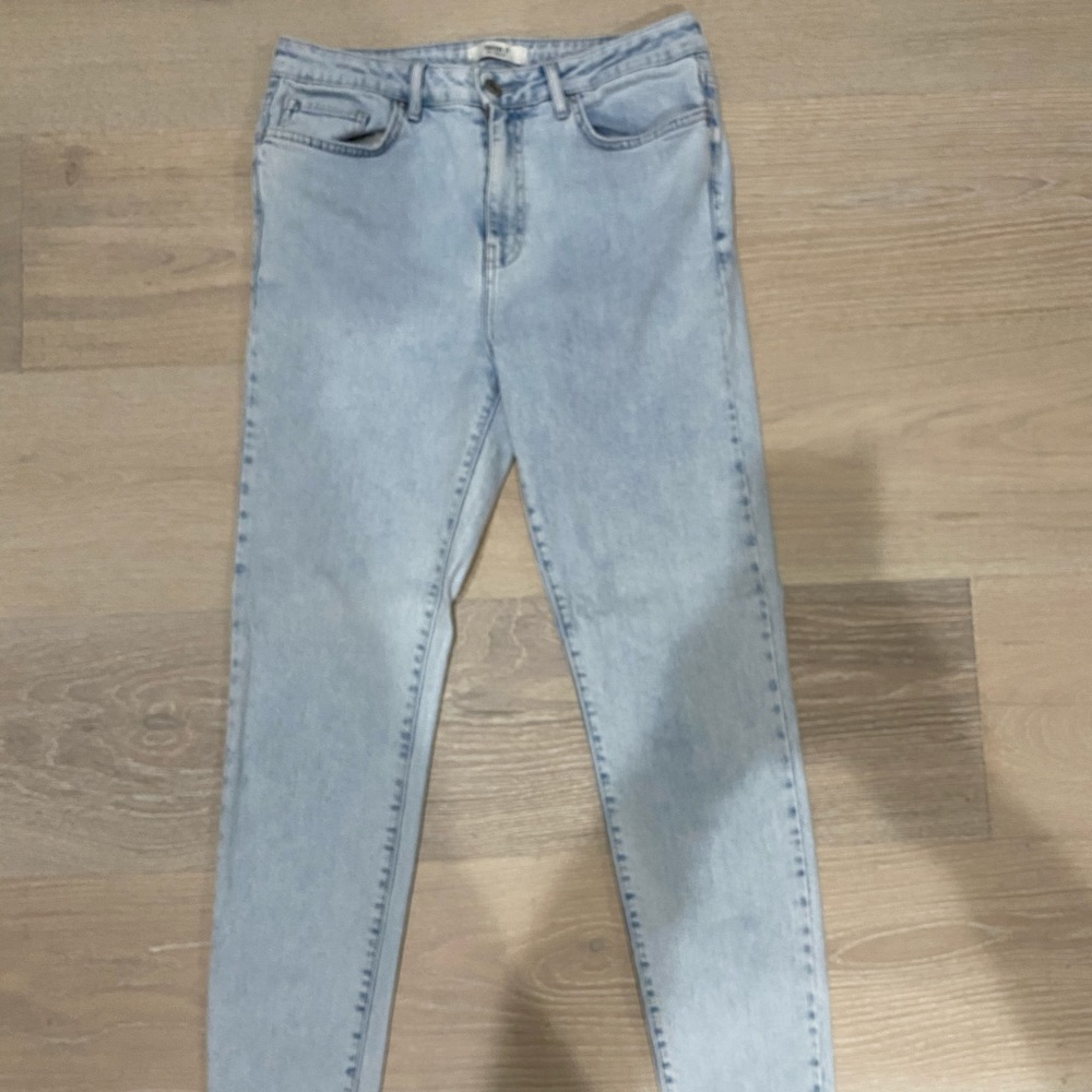 Forever 21 light blue jeans